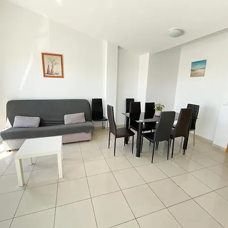 Apartment Playa De 3000 *