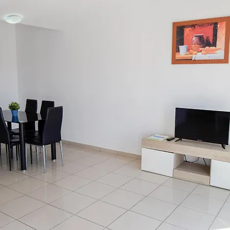 Playa De 3000 Apartment *